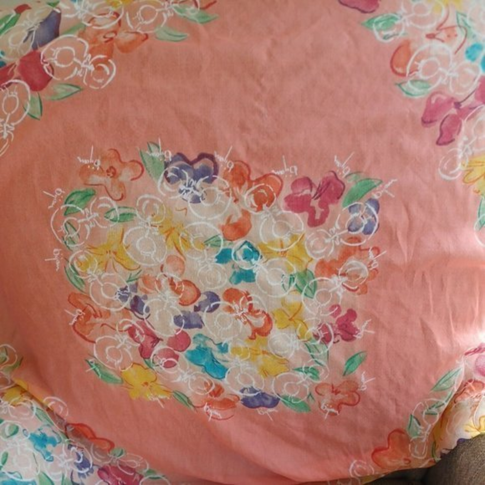Swiss BIJAN 100% Square‎ silk scarf